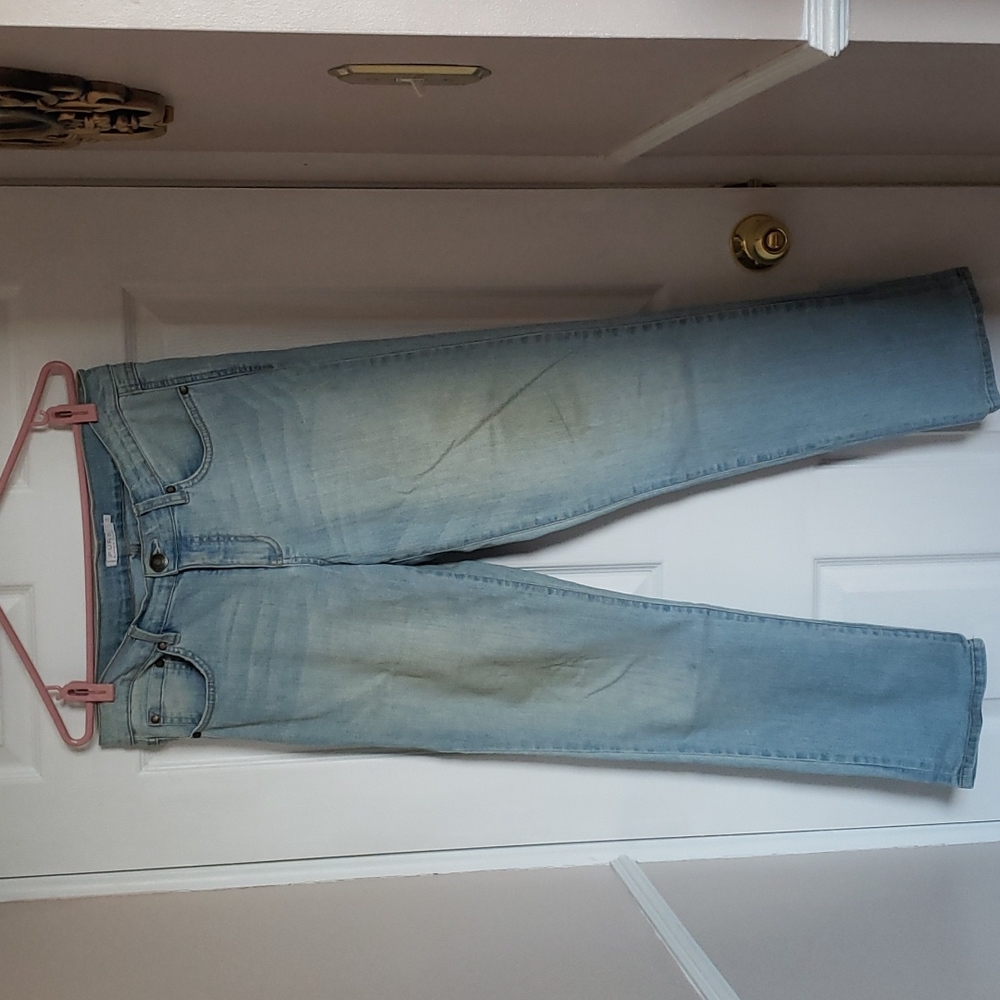 Alfred Sung Faded Washed Jeans